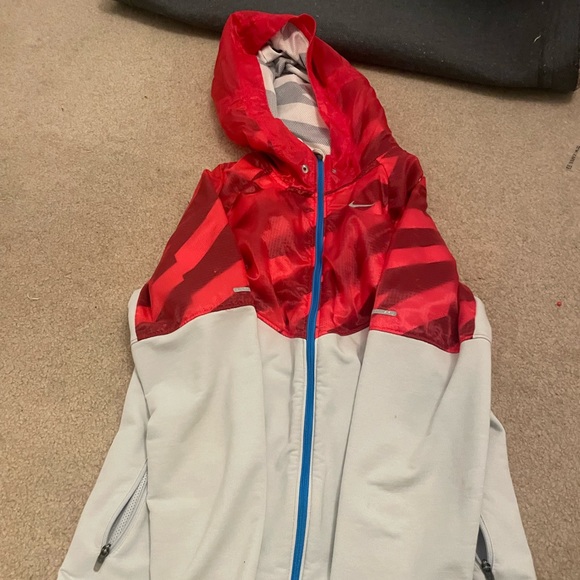 Nike women’s size 8 windbreaker breaker - Picture 4 of 4